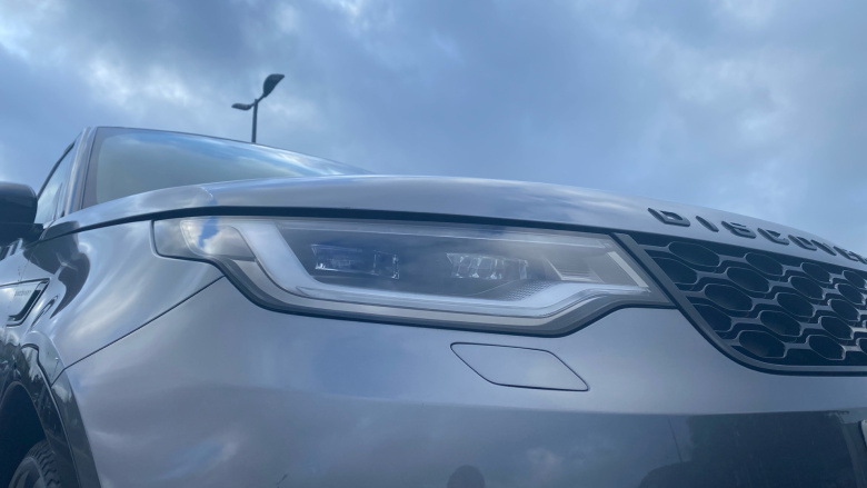 Land Rover Discovery 3.0 D300 Dynamic SE 5dr Auto Diesel Station Wagon